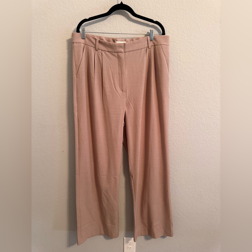 Abercrombie & Fitch Tailored Wide-Leg Pants – Blush Pink – Size 33 / 16